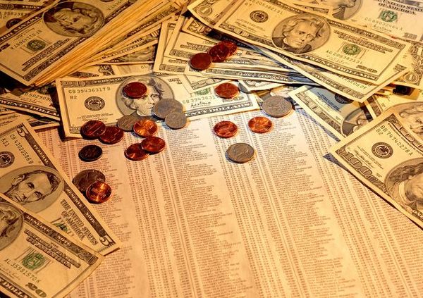 美联储主席人选悬念叠加多重经济数据 外汇市场分化格局持续